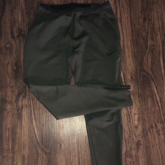 mens nike pro joggers